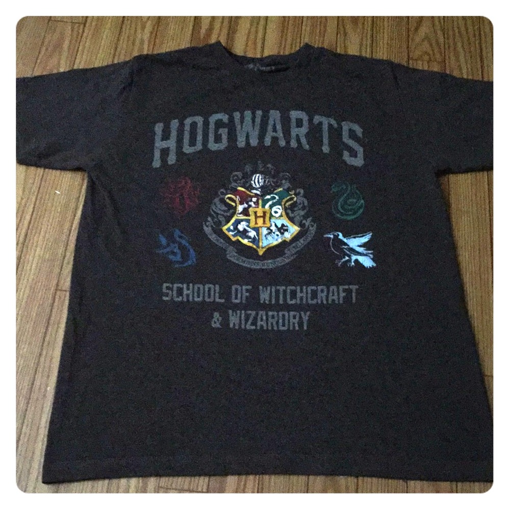 Men’s Harry Potter Shirt.